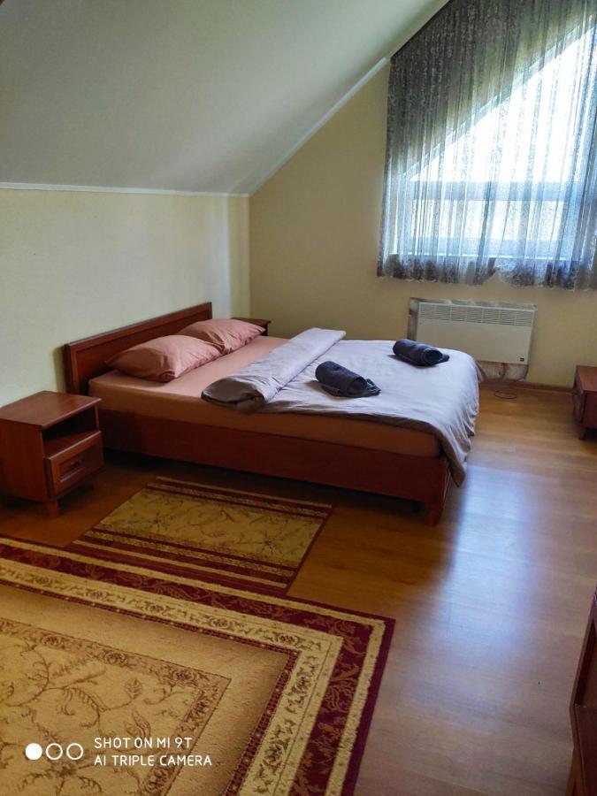Bra Haus Hotel *